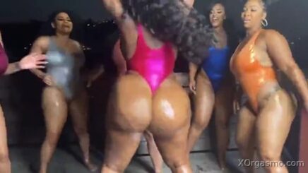 Big Booty Shaking Their Ass to the level of Twerking