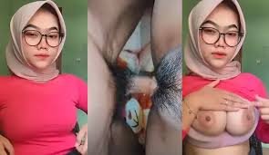 Akira Hajime merekam video porno buatannya sendiri