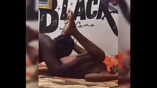 Mr Black La Fama Mamandoselo a su esposa