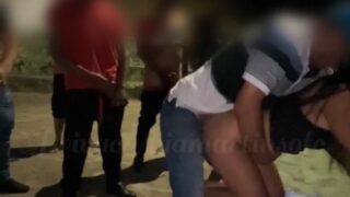 La Gente hizo fila para follarse a la puta Bia Martins