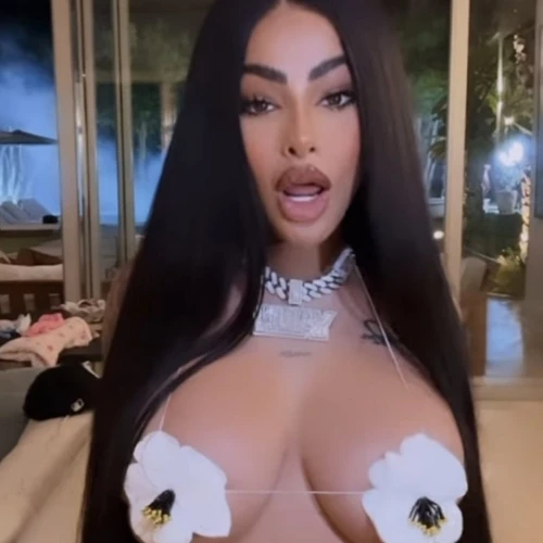 Yailín La más viral XOrgasmo